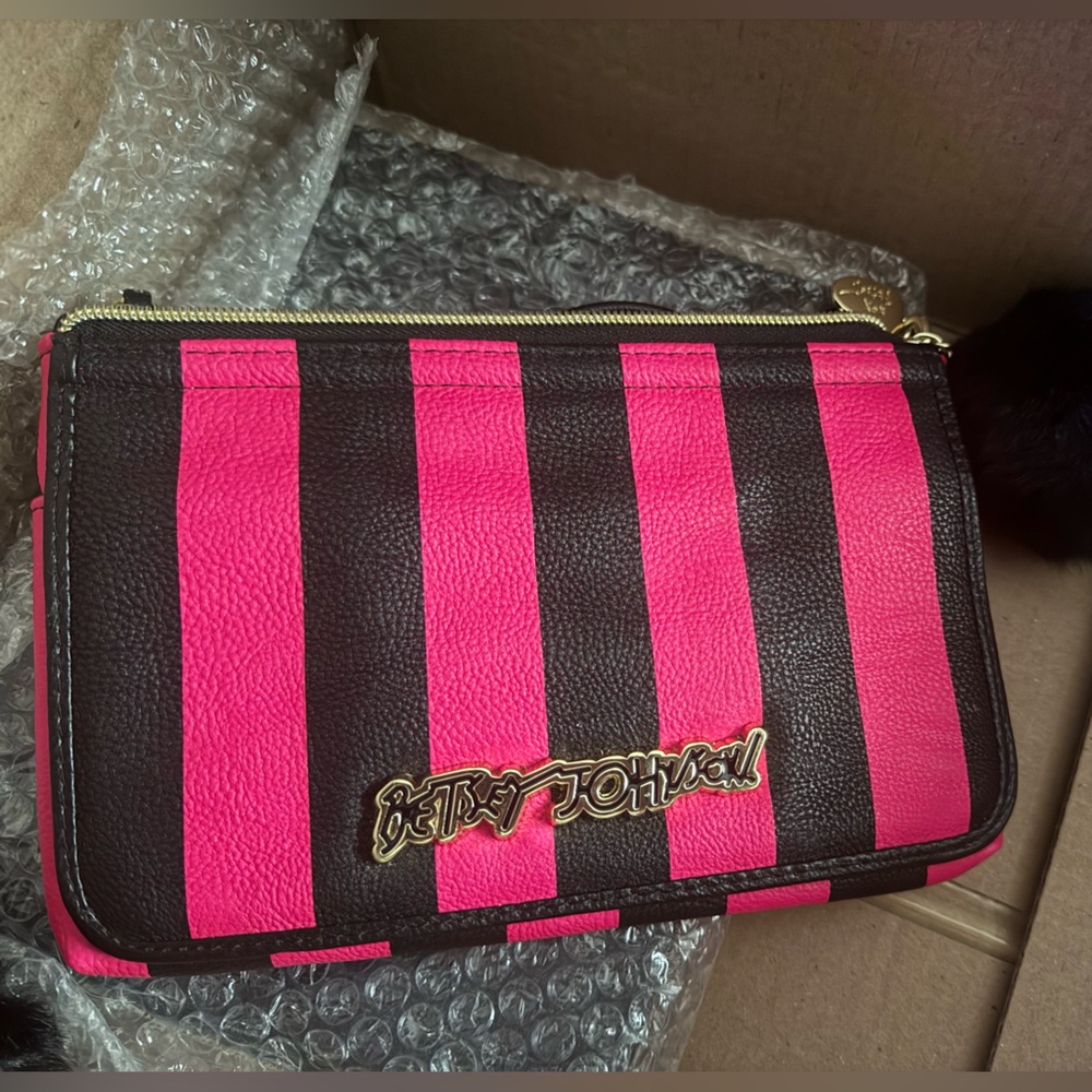 Betsey Johnson pink black purse crossbody bag